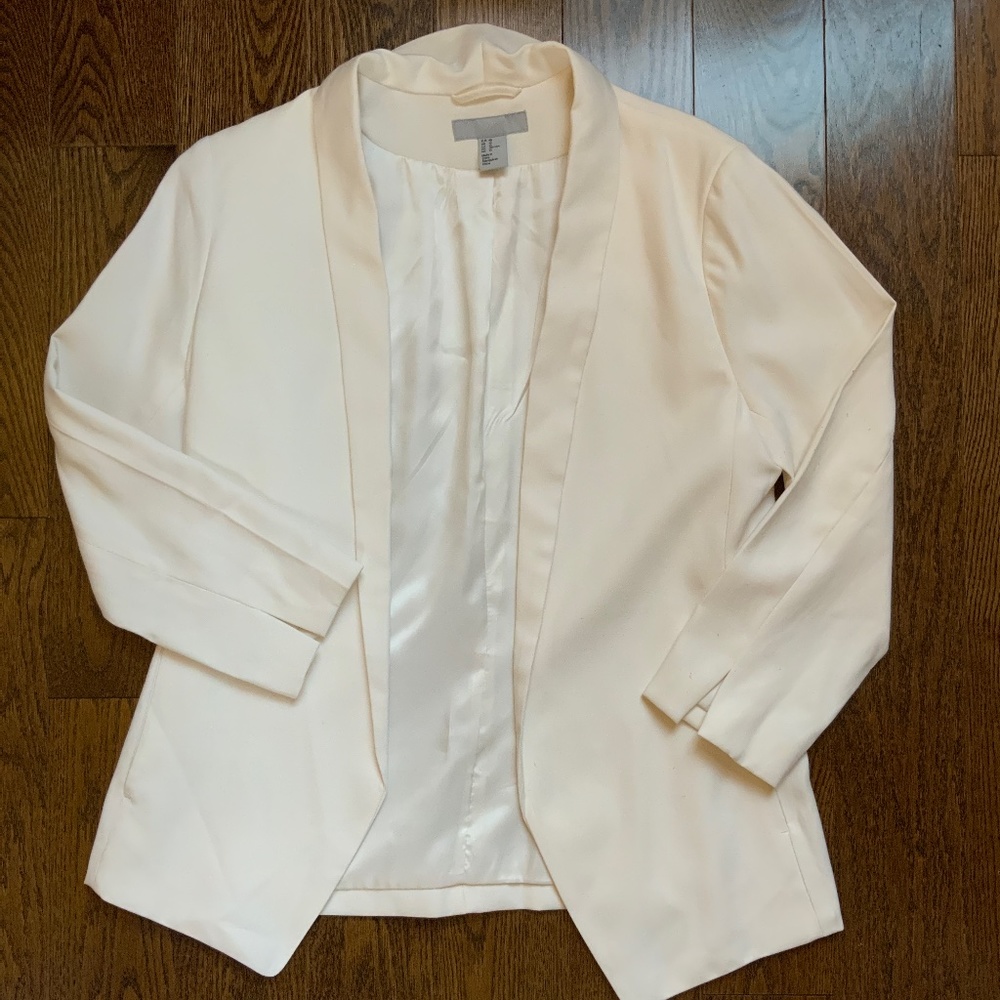H&M Cream Ivory Long Blazer. Size 10.